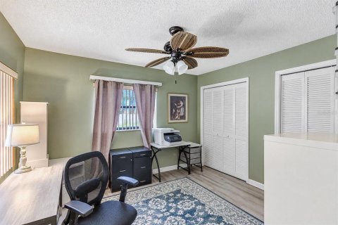 Villa ou maison à vendre à Spring Hill, Floride: 4 chambres, 201.04 m2 № 2416326 - photo 30
