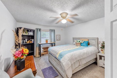 Villa ou maison à vendre à Spring Hill, Floride: 4 chambres, 201.04 m2 № 2416326 - photo 29