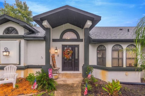 Villa ou maison à vendre à Spring Hill, Floride: 4 chambres, 201.04 m2 № 2416326 - photo 2