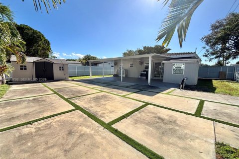 Villa ou maison à vendre à Hollywood, Floride: 3 chambres, 77.39 m2 № 2005550 - photo 18