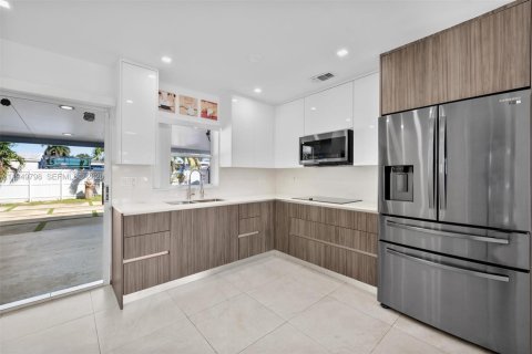 Villa ou maison à vendre à Hollywood, Floride: 3 chambres, 77.39 m2 № 2005550 - photo 8