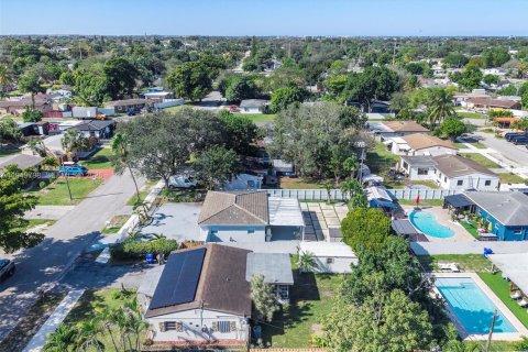 Villa ou maison à vendre à Hollywood, Floride: 3 chambres, 77.39 m2 № 2005550 - photo 22