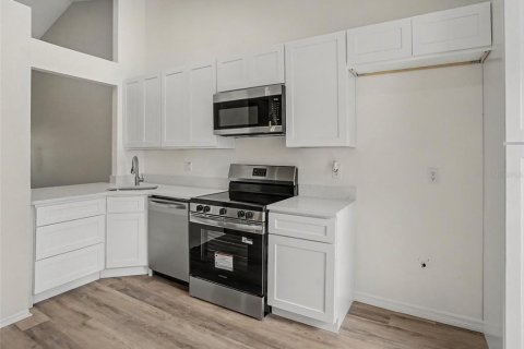 Touwnhouse à vendre à Kissimmee, Floride: 2 chambres, 94.67 m2 № 2312917 - photo 7