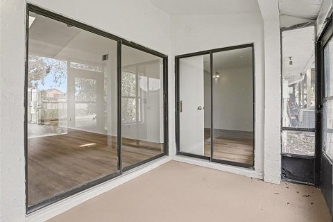 Touwnhouse à vendre à Kissimmee, Floride: 2 chambres, 94.67 m2 № 2312917 - photo 21