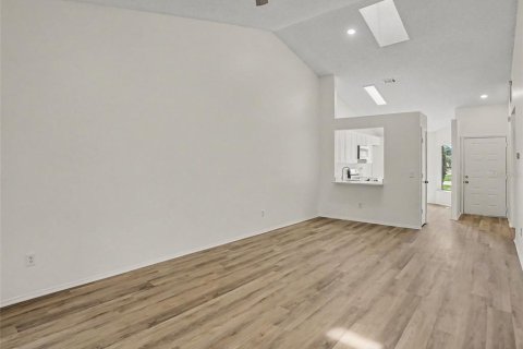 Touwnhouse à vendre à Kissimmee, Floride: 2 chambres, 94.67 m2 № 2312917 - photo 2