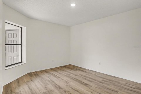 Touwnhouse à vendre à Kissimmee, Floride: 2 chambres, 94.67 m2 № 2312917 - photo 16