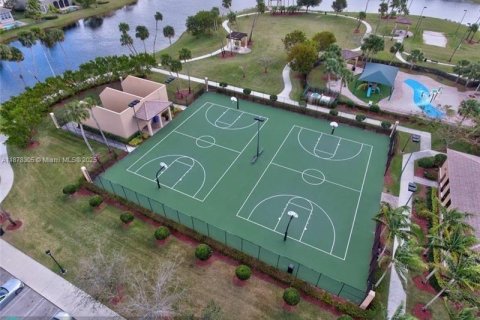 Villa ou maison à vendre à Parkland, Floride: 6 chambres, 353.96 m2 № 1927314 - photo 8