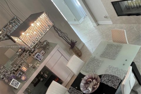 Villa ou maison à vendre à Parkland, Floride: 6 chambres, 353.96 m2 № 1927314 - photo 22