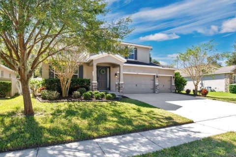 House in DeLand, Florida 4 bedrooms, 272.02 sq.m. № 1416834 - photo 3