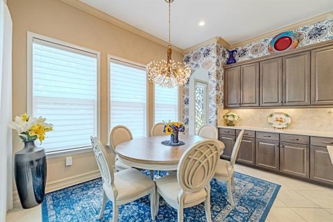 House in ESTANCIA

 in Wesley Chapel, Florida 4 bedrooms, 387.96 sq.m. № 1757304 - photo 19