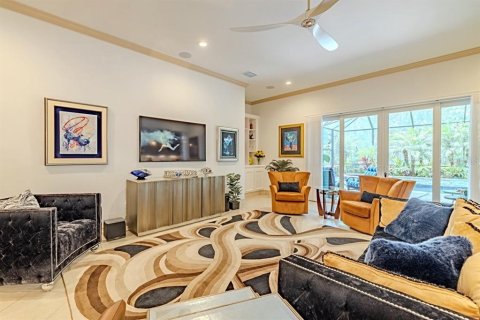 House in ESTANCIA

 in Wesley Chapel, Florida 4 bedrooms, 387.96 sq.m. № 1757304 - photo 9