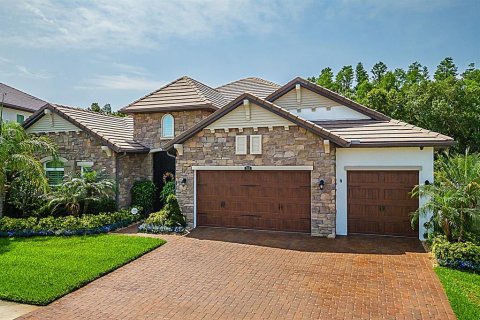 House in ESTANCIA

 in Wesley Chapel, Florida 4 bedrooms, 387.96 sq.m. № 1757304 - photo 1
