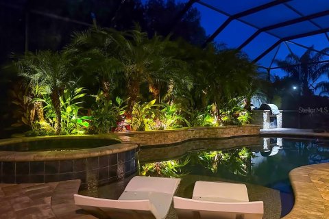 House in ESTANCIA

 in Wesley Chapel, Florida 4 bedrooms, 387.96 sq.m. № 1757304 - photo 3