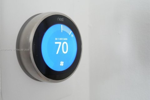 Copropriété à louer à Miami Beach, Floride: 1 chambre, 48.96 m2 № 2046090 - photo 10