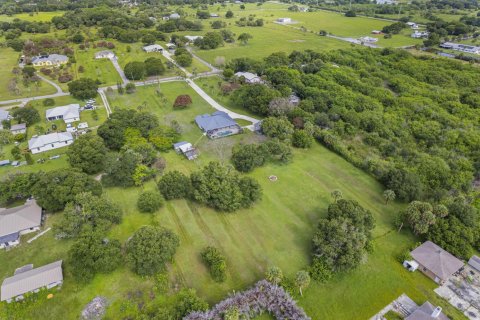 House in St. Lucie, Florida 3 bedrooms, 197.79 sq.m. № 2261901 - photo 5