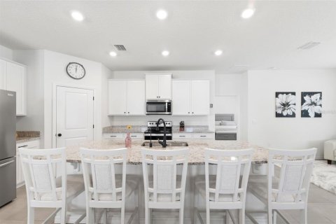 Casa en venta en Spring Hill, Florida, 4 dormitorios, 261.98 m2 № 2213834 - foto 19