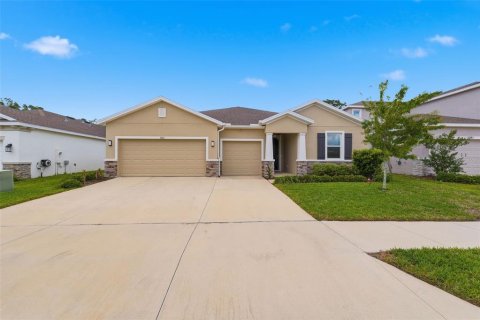 Casa en venta en Spring Hill, Florida, 4 dormitorios, 261.98 m2 № 2213834 - foto 5