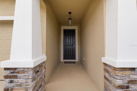 Casa en venta en Spring Hill, Florida, 4 dormitorios, 261.98 m2 № 2213834 - foto 6