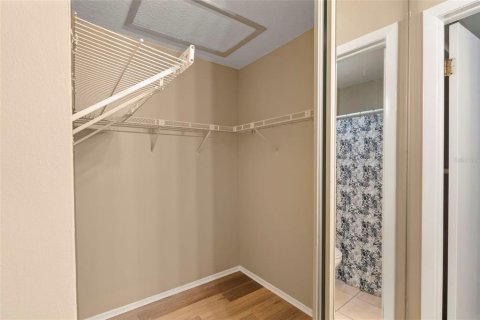 House in Palm Harbor, Florida 2 bedrooms, 90.67 sq.m. № 1885296 - photo 12