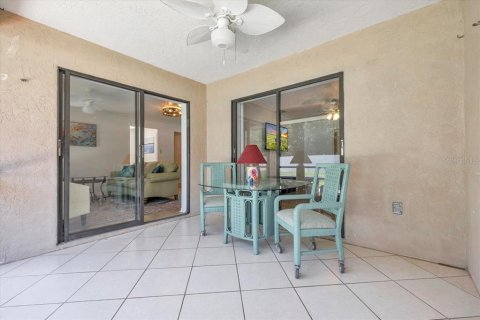 Copropriété à vendre à Punta Gorda, Floride: 2 chambres, 87.05 m2 № 2208100 - photo 25
