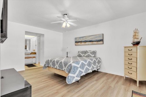 Copropriété à vendre à Punta Gorda, Floride: 2 chambres, 87.05 m2 № 2208100 - photo 13