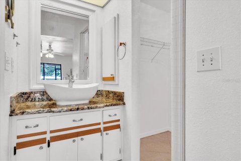 Copropriété à vendre à Punta Gorda, Floride: 2 chambres, 87.05 m2 № 2208100 - photo 17