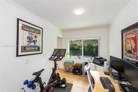 Villa ou maison à louer à South Miami, Floride: 4 chambres, 169.64 m2 № 1828701 - photo 25