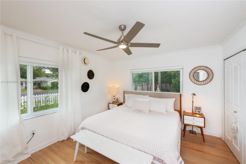 Villa ou maison à louer à South Miami, Floride: 4 chambres, 169.64 m2 № 1828701 - photo 13