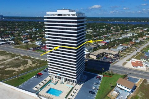 Condo à Daytona Beach, Floride, 2 chambres  № 2120688