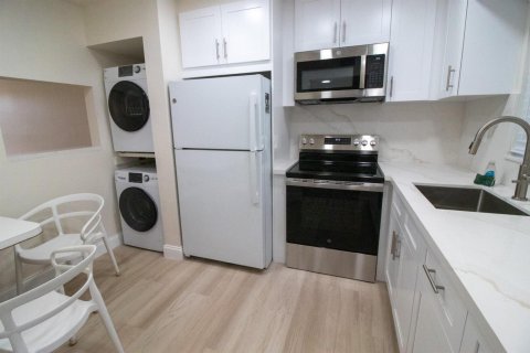 Condo in Sunrise, Florida, 1 bedroom  № 2363548