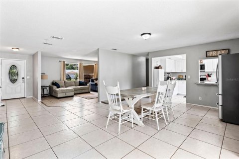 House in Ormond Beach, Florida 3 bedrooms, 151.24 sq.m. № 1765339 - photo 10