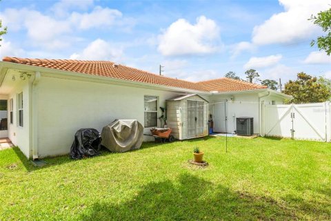 House in Palm Coast, Florida 3 bedrooms, 156.17 sq.m. № 1777476 - photo 30