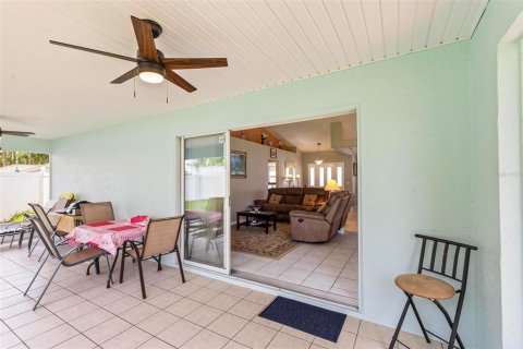 House in Palm Coast, Florida 3 bedrooms, 156.17 sq.m. № 1777476 - photo 25