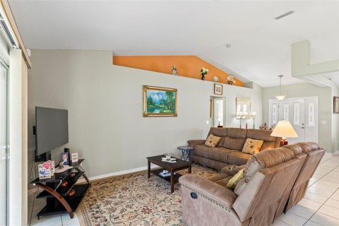 House in Palm Coast, Florida 3 bedrooms, 156.17 sq.m. № 1777476 - photo 13