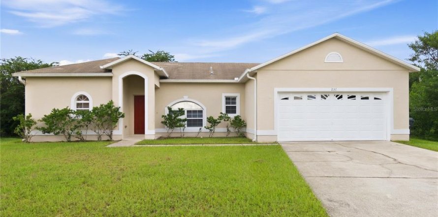 Villa ou maison à Poinciana, Floride 3 chambres, 160.81 m2 № 2368954