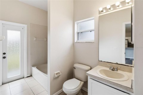 Villa ou maison à louer à Poinciana, Floride: 3 chambres, 160.81 m2 № 2368954 - photo 22