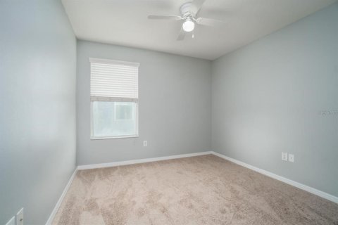 House in Ruskin, Florida 4 bedrooms, 165.92 sq.m. № 2416440 - photo 18