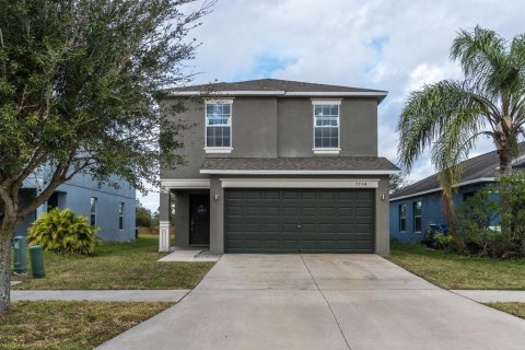 House in Ruskin, Florida 4 bedrooms, 165.92 sq.m. № 2416440