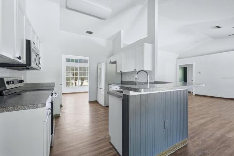 Villa ou maison à vendre à North Port, Floride: 4 chambres, 199.28 m2 № 2413865 - photo 15