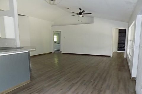Villa ou maison à vendre à North Port, Floride: 4 chambres, 199.28 m2 № 2413865 - photo 5