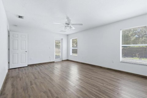 Villa ou maison à vendre à North Port, Floride: 4 chambres, 199.28 m2 № 2413865 - photo 20