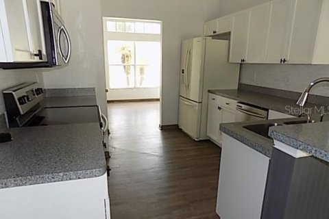 Villa ou maison à vendre à North Port, Floride: 4 chambres, 199.28 m2 № 2413865 - photo 6