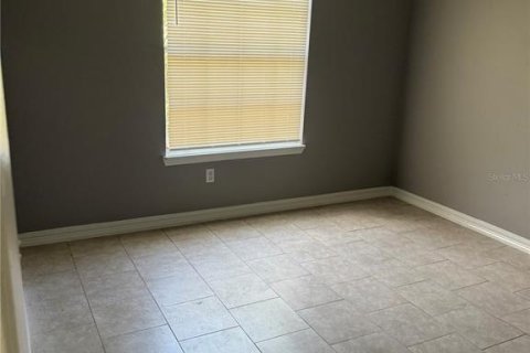Condominio en alquiler en Orlando, Florida, 2 dormitorios, 80.27 m2 № 2098936 - foto 10