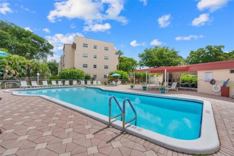 Condominio en venta en Margate, Florida, 2 dormitorios, 86.4 m2 № 1695942 - foto 20