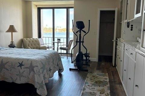 Condo in South Pasadena, Florida, 3 bedrooms № 2226731 - photo 11