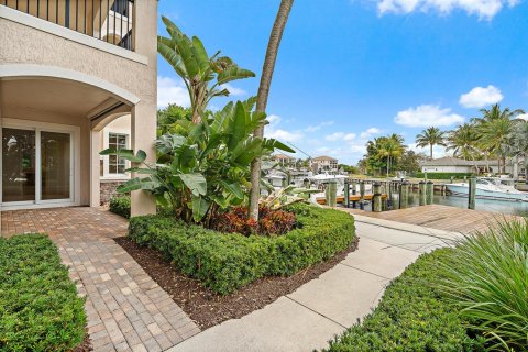 Condo in North Palm Beach, Florida, 3 bedrooms  № 2175950 - photo 5