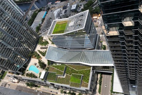 Condominio en venta en Miami, Florida, 1 dormitorio, 78.87 m2 № 1983248 - foto 8