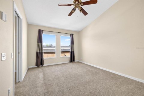 Townhouse in Largo, Florida 2 bedrooms, 118.08 sq.m. № 1817539 - photo 28