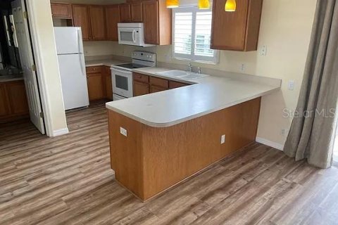 Townhouse in Largo, Florida 2 bedrooms, 118.08 sq.m. № 1817539 - photo 3