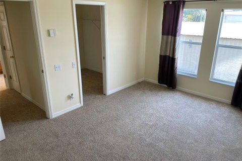 Townhouse in Largo, Florida 2 bedrooms, 118.08 sq.m. № 1817539 - photo 11